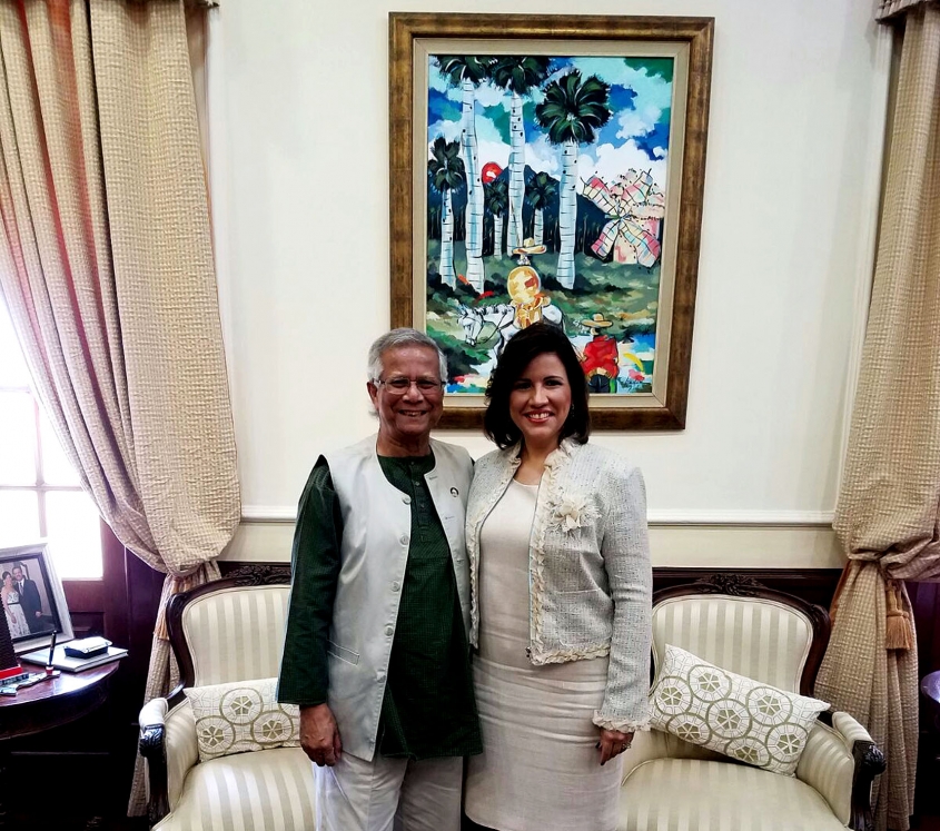 Yunus Discusses Social Business Collaboration with Dominican Republic Vice President